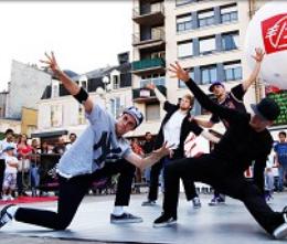 Spectacle de danse de salon, de couples, tektonik, hip-hop